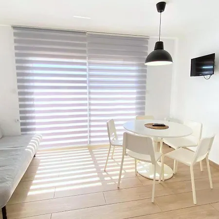 Apartment Verones 1c *