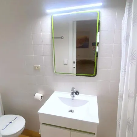 Apartment Verones 1c
